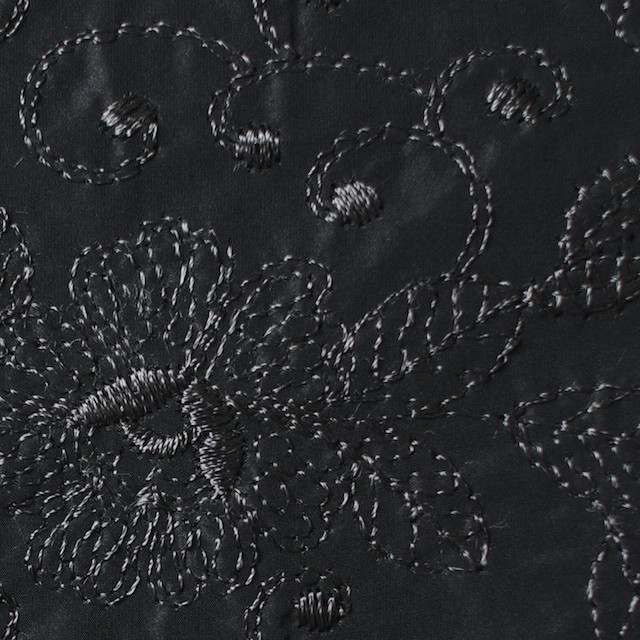 ポリエステル×フラワー(ブラック)×タフタ刺繍_全2色 イメージ1