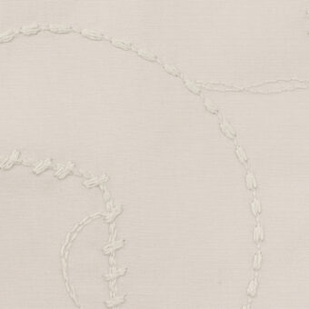 【アウトレット】コットン×幾何学模様(シルバーグレー)×ブロード刺繍のサムネイル