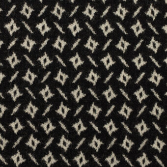 【アウトレット】コットン×小紋(ブラック＆ミルク)×Wジャガードニットのサムネイル