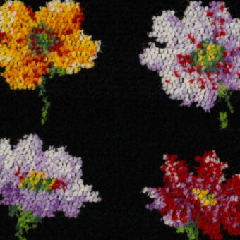 【アウトレット】コットン×フラワー(ブラック、モーブ＆オレンジレッド)×シェニール織のサムネイル