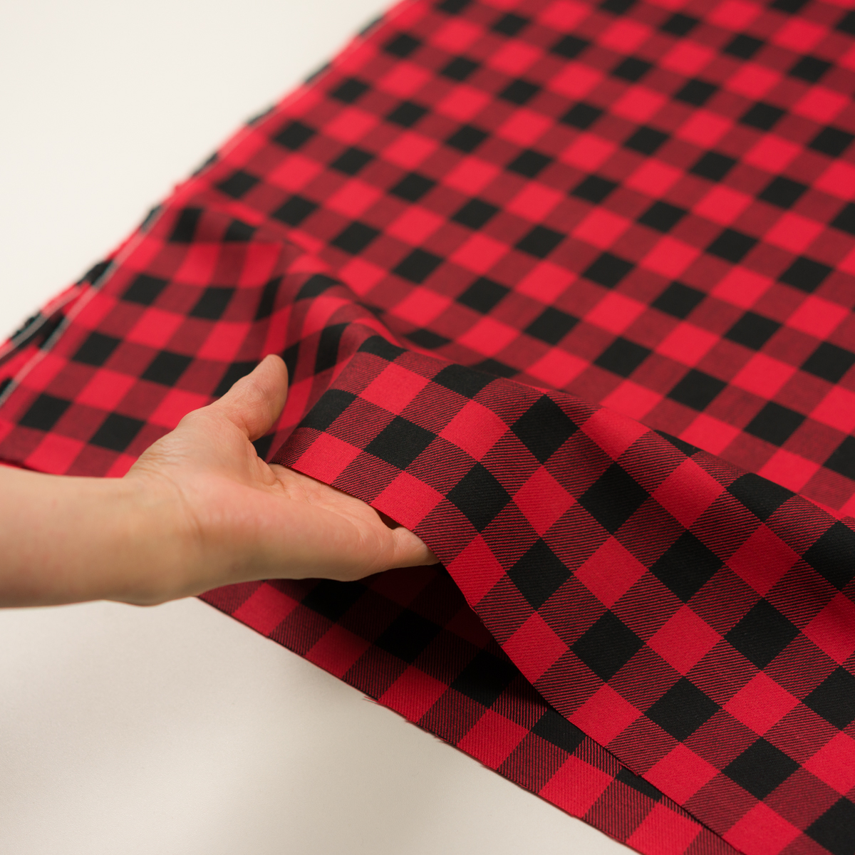 コットン×チェック(レッド＆ブラック)×ツイル_全4色 | fab-fabric