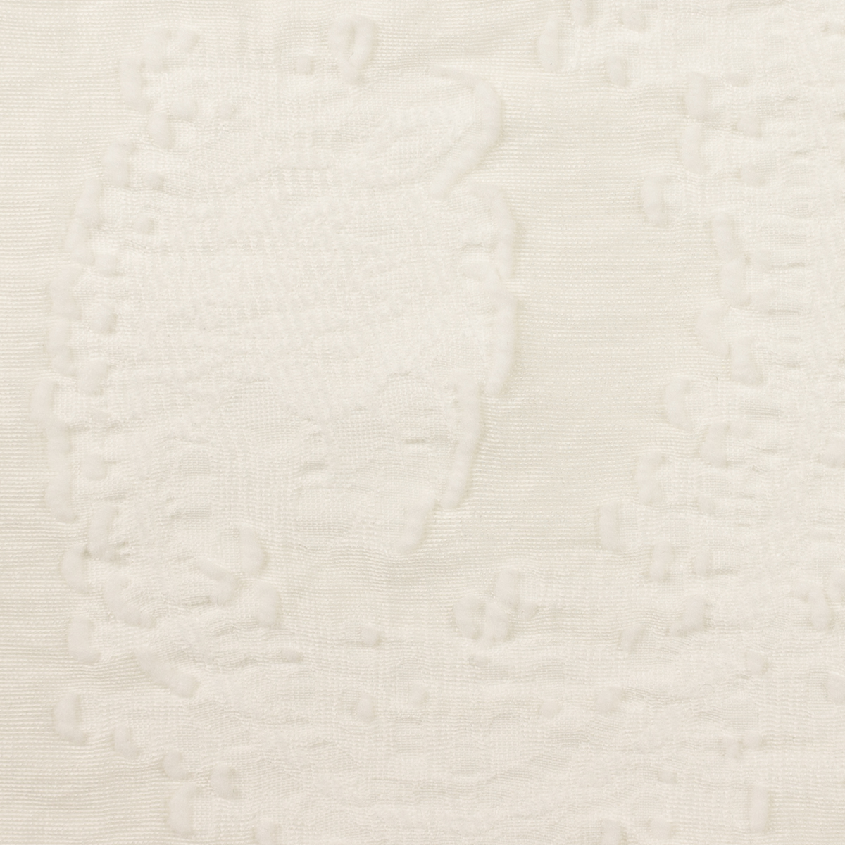 【アウトレット】レーヨン＆ポリエステル混×ペイズリー(ホワイト)×オーガンジー・カットジャガードのサムネイル