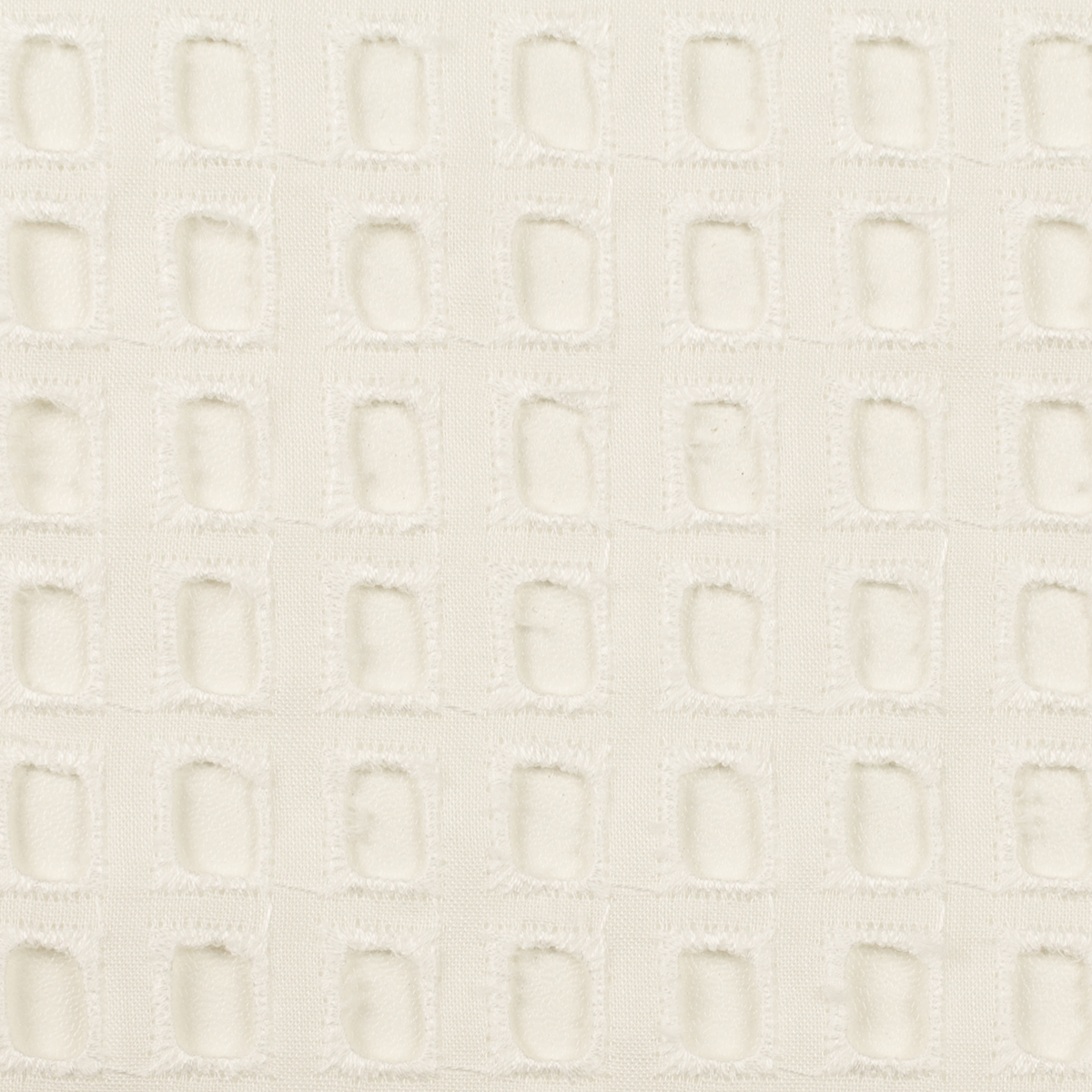 【アウトレット】コットン×スクエア(オフホワイト)×ローン刺繍のサムネイル