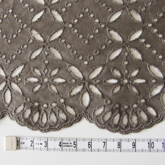 コットン×ボーダー(カーキブラウン)×ローン刺繍No2_全4色 イメージ4