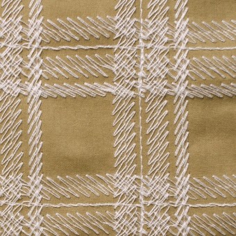 コットン×チェック(オフホワイト)×ローン刺繍_全3色 - fab-fabric sewing studio | 布地のオンライン通販と