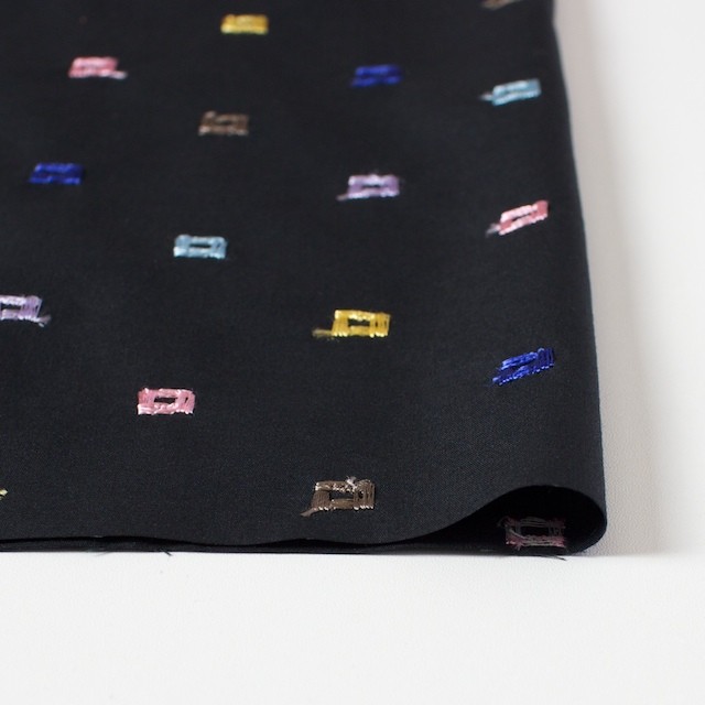 コットン&シルク×幾何学模様(ブラック)×ブロード刺繍_全3色 イメージ3
