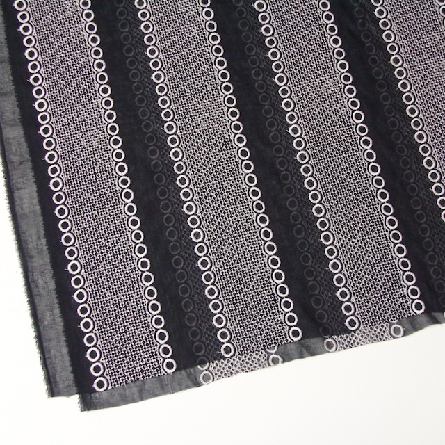 ポリエステル×コラム(ブラック)×ボイル刺繍(着分)_全3色 イメージ2