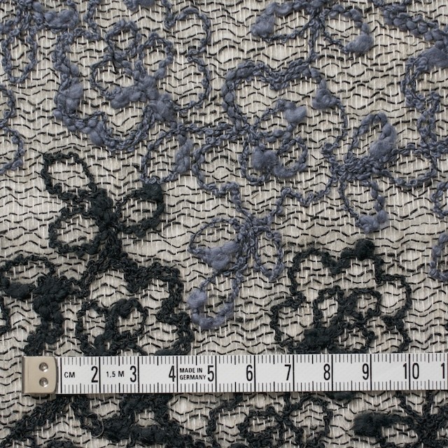 コットン&レーヨン混×フラワー(ダークミックス)×オーガンジー刺繍(着分) イメージ4