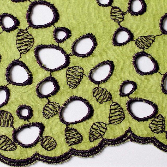 コットン×幾何学模様(イエローグリーン&パープル)×ボイル刺繍_全2色 イメージ1