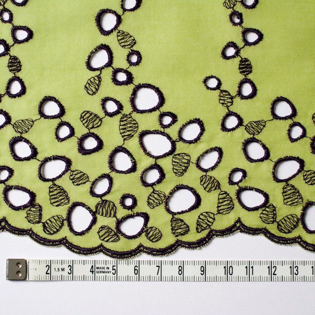 コットン×幾何学模様(イエローグリーン&パープル)×ボイル刺繍_全2色 イメージ4