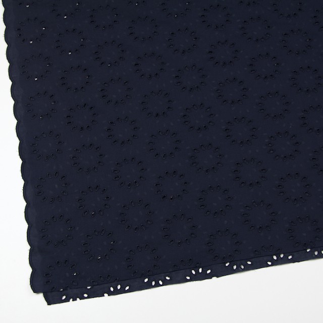 コットン×サークル(ネイビー)×ローン刺繍 イメージ2