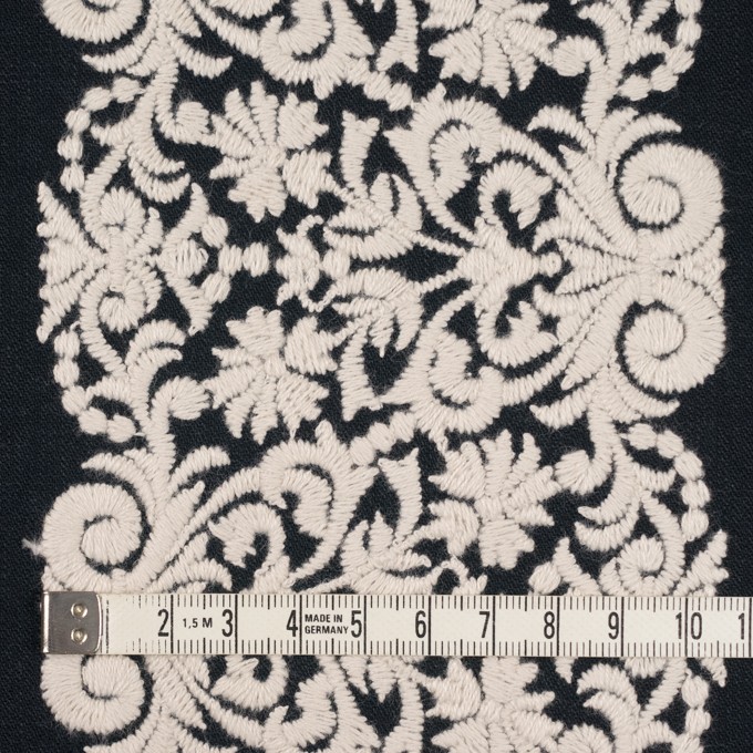 コットン×幾何学模様(ブラック&クリーム)×かわり織刺繍_全3色 イメージ4