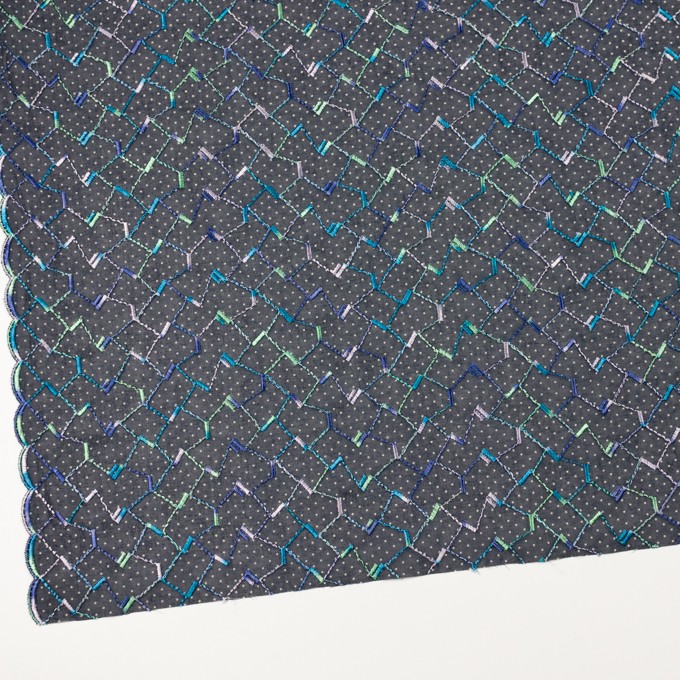 コットン×幾何学模様(ネイビー)×ボイル刺繍 イメージ2
