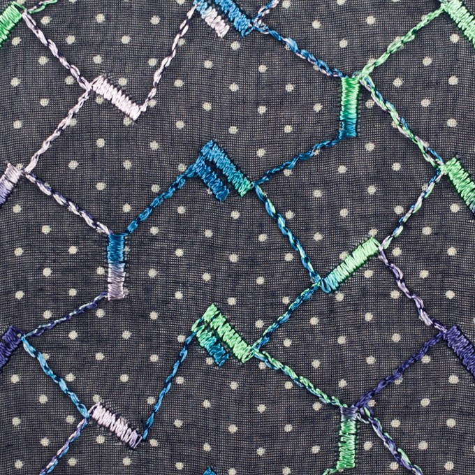コットン×幾何学模様(ネイビー)×ボイル刺繍 イメージ1