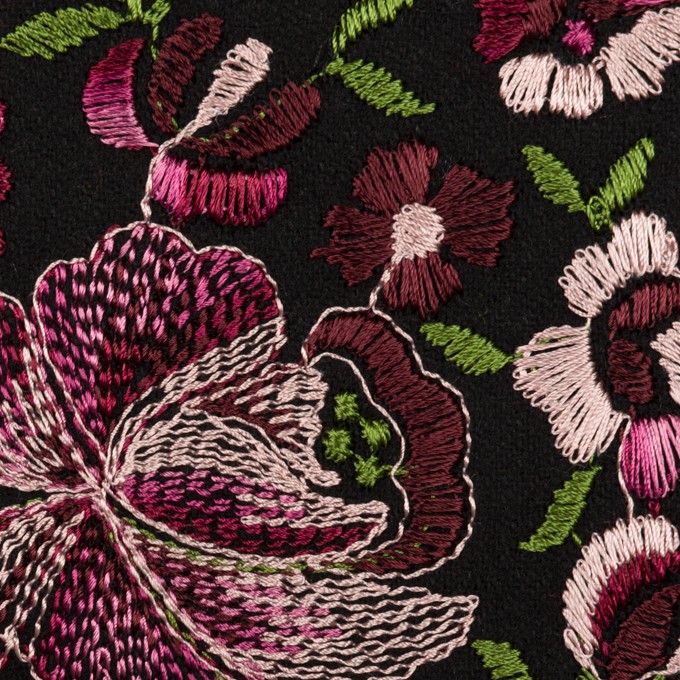 ウール×フラワー(ピンク&ブラック)×サージ刺繍_フランス製 イメージ1